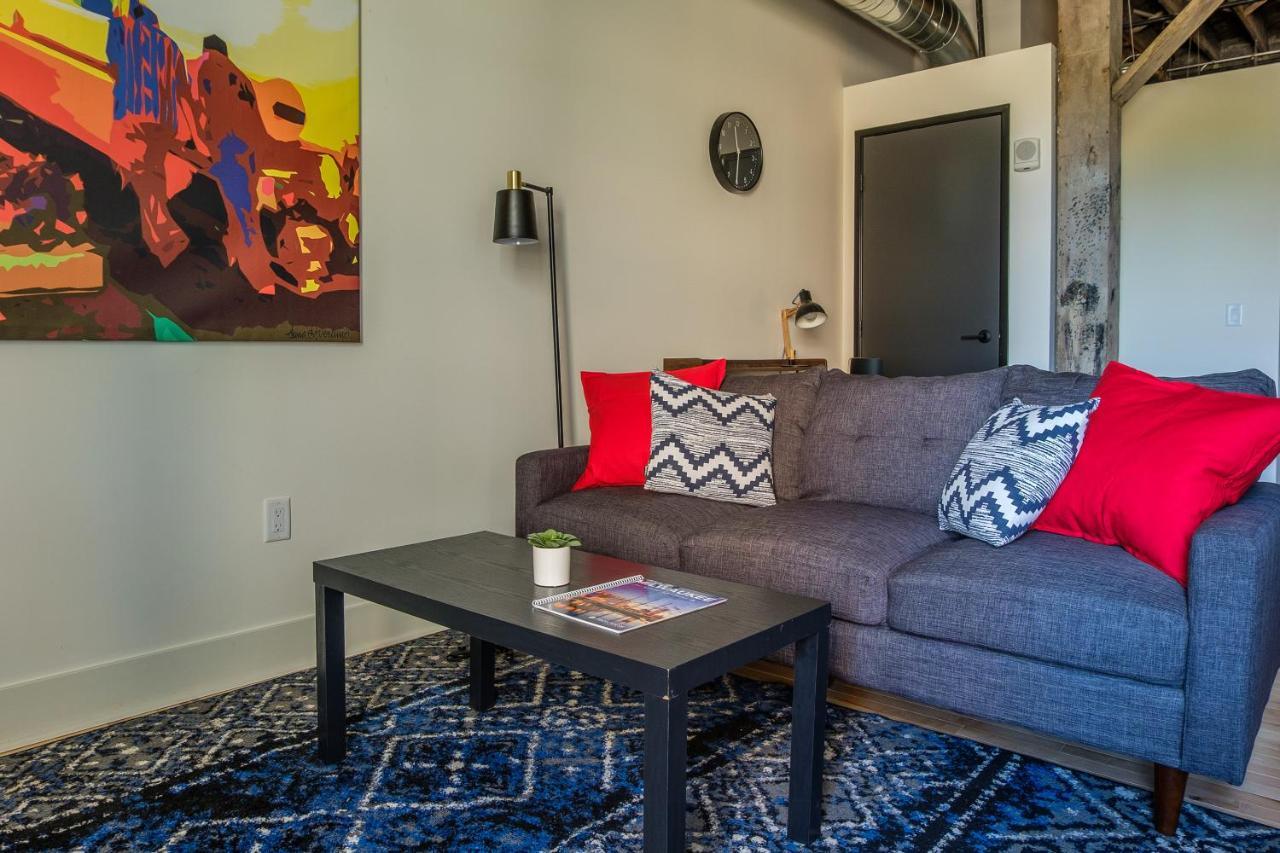 Frontdesk Maxwell Lofts Milwaukee Walker'S Point Διαμέρισμα Δωμάτιο φωτογραφία